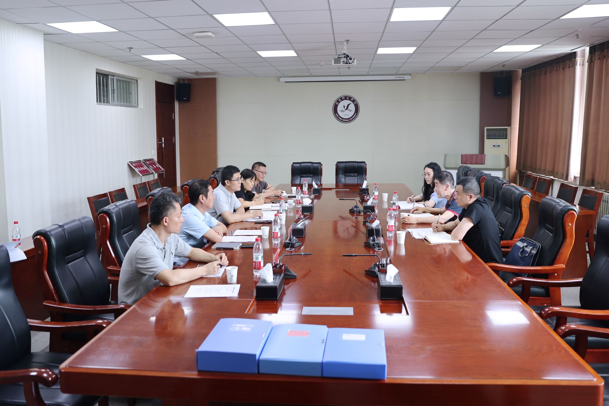 陕西省政府债务中心毕晓辉一行莅临我校检查指导工作