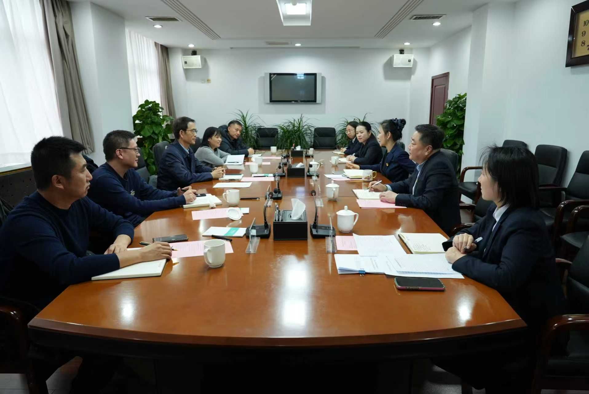 我校赴中国农业银行咸阳分行调研银校合作工作